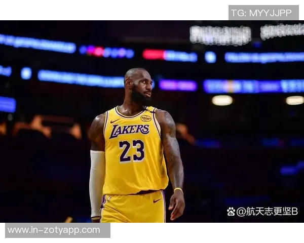 詹姆斯谈比赛防守表现与争议判罚的感受与看法